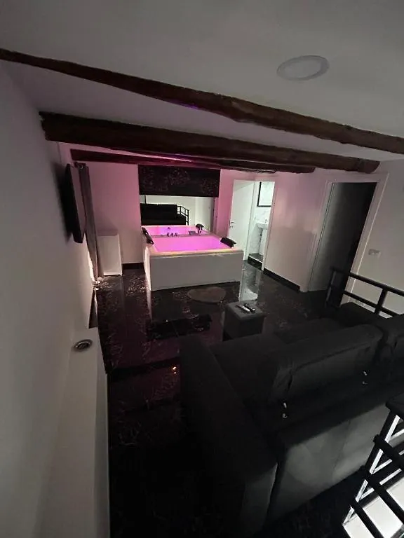 Valentino Luxury Suites Naples 0*,  Italy