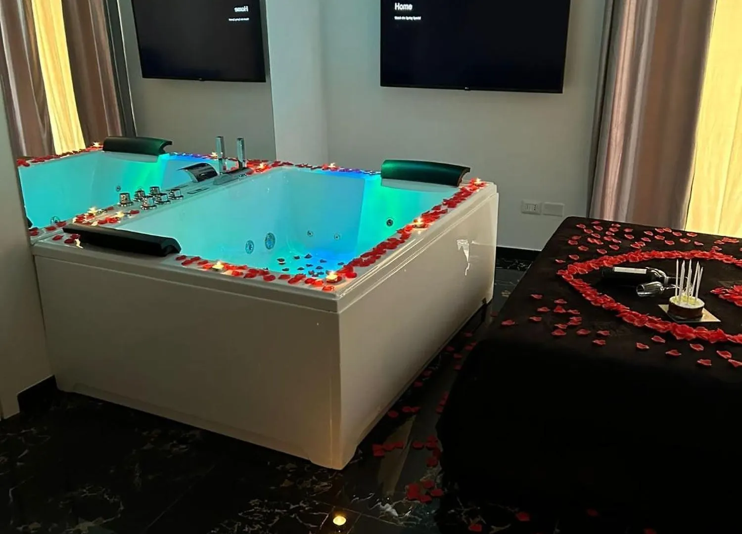 Valentino Luxury Suites Naples Apartment